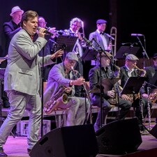 Dennis Berghaus & Big Band / Foto: © Christoph Morbach Dennis Berghaus & Big Band